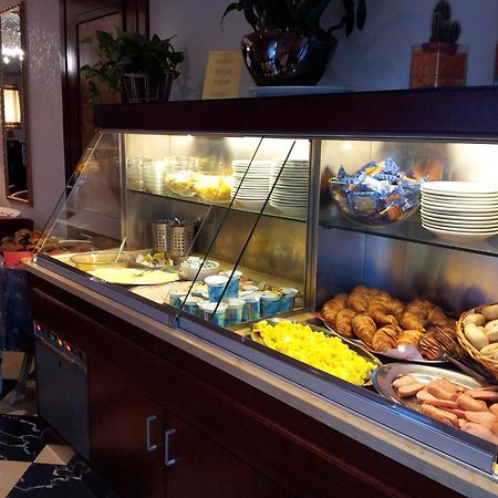 Hotel Regit Mestre Ngoại thất bức ảnh