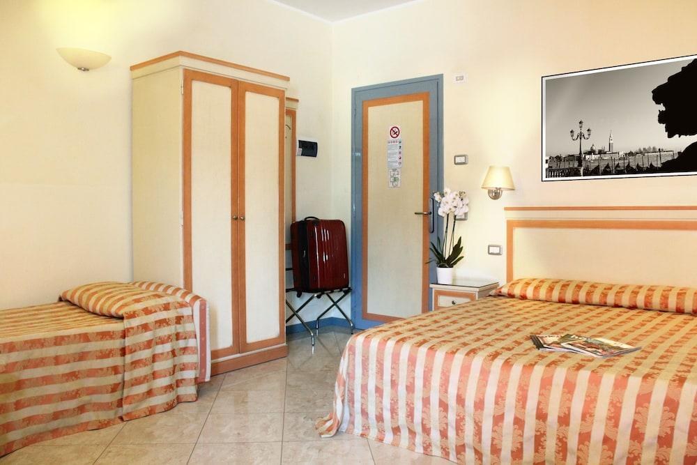 Hotel Regit Mestre Ngoại thất bức ảnh