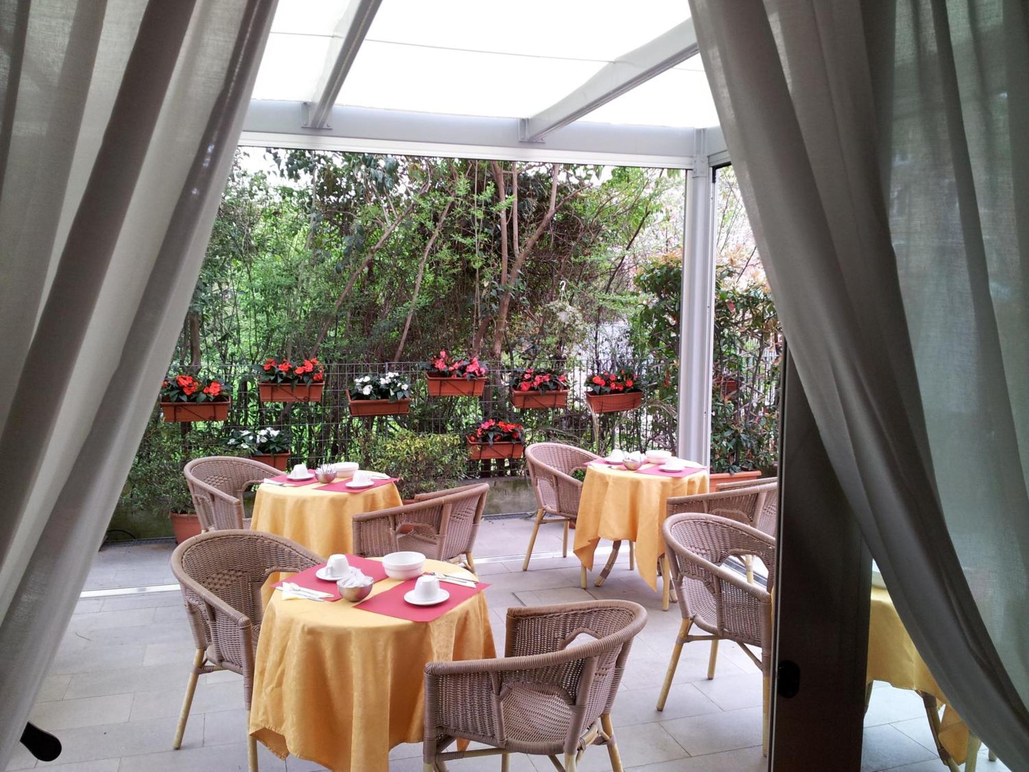 Hotel Regit Mestre Ngoại thất bức ảnh