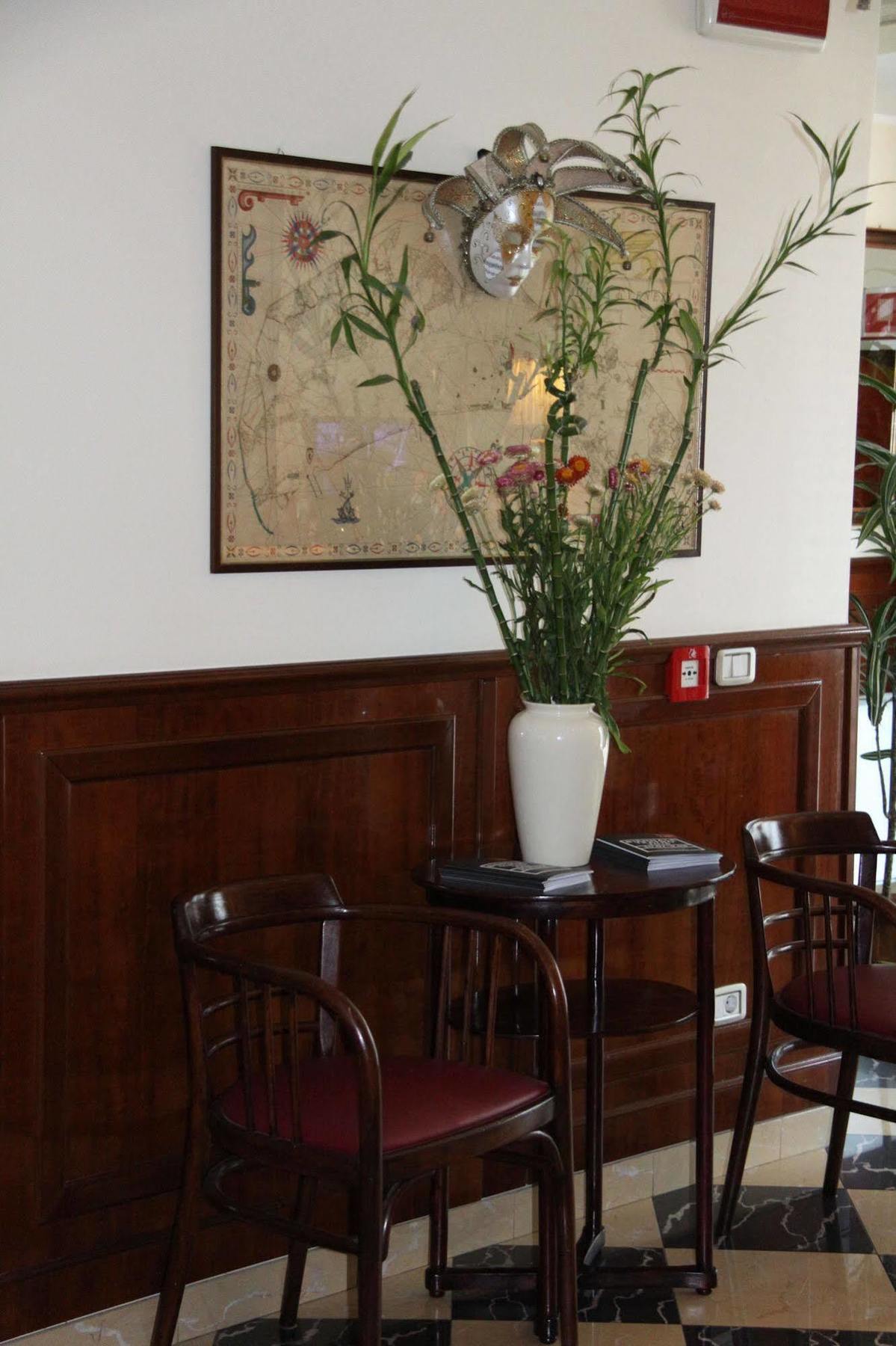 Hotel Regit Mestre Ngoại thất bức ảnh
