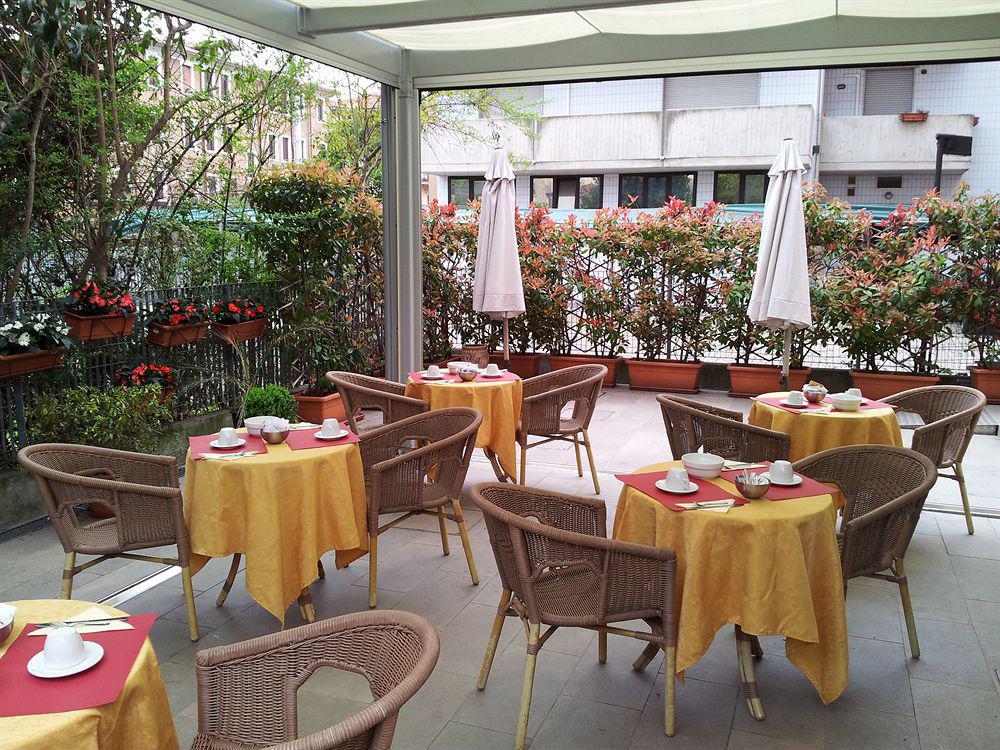 Hotel Regit Mestre Ngoại thất bức ảnh