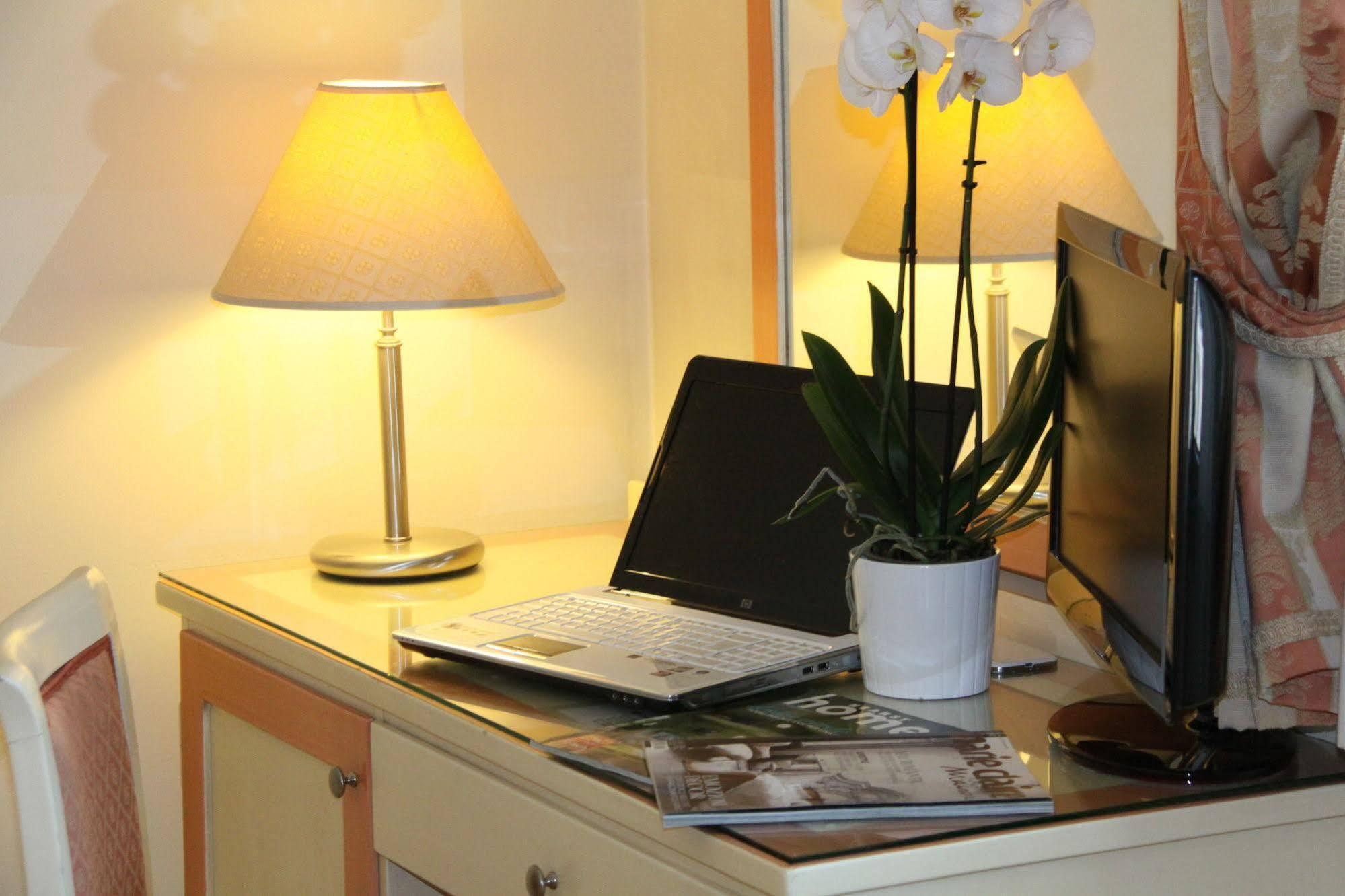 Hotel Regit Mestre Ngoại thất bức ảnh